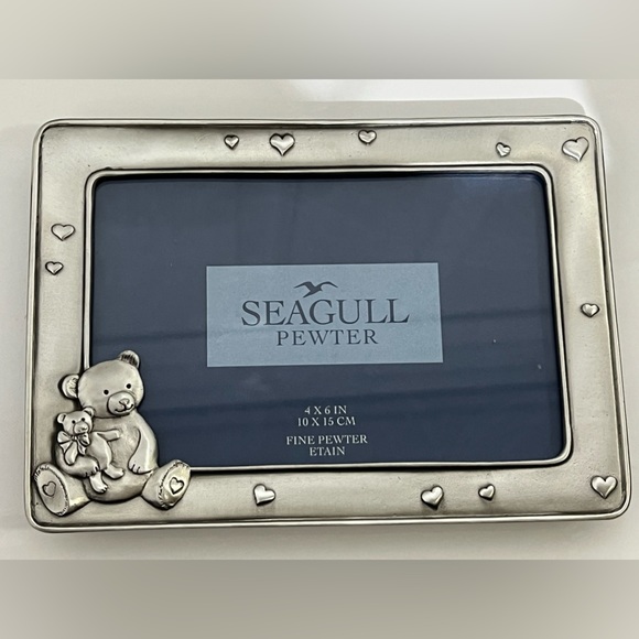 New Seagull Pewter Teddy frame with hearts - Picture 4 of 8